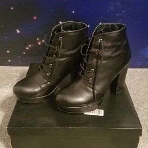 Forever21 Black Platform Heeled Boots